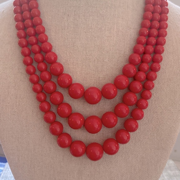 japan Jewelry - Vintage triple graduated strands red necklace stamped Japan, 17 to 19 inches